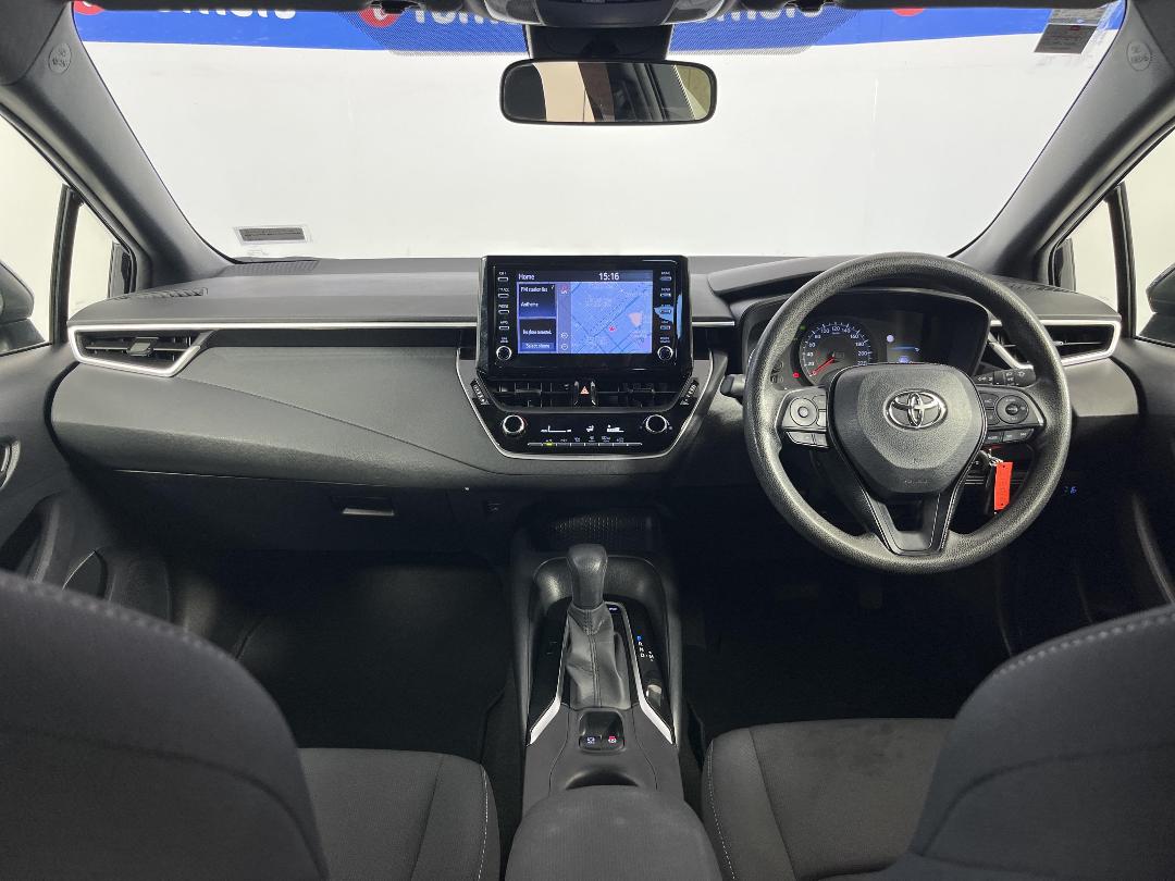 Photo '17' of Toyota Corolla Photo '17' of Toyota Corolla