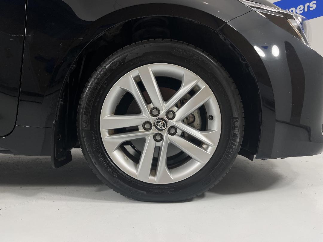 Photo '9' of Toyota Corolla