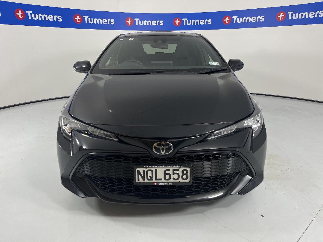 Photo '2' of Toyota Corolla