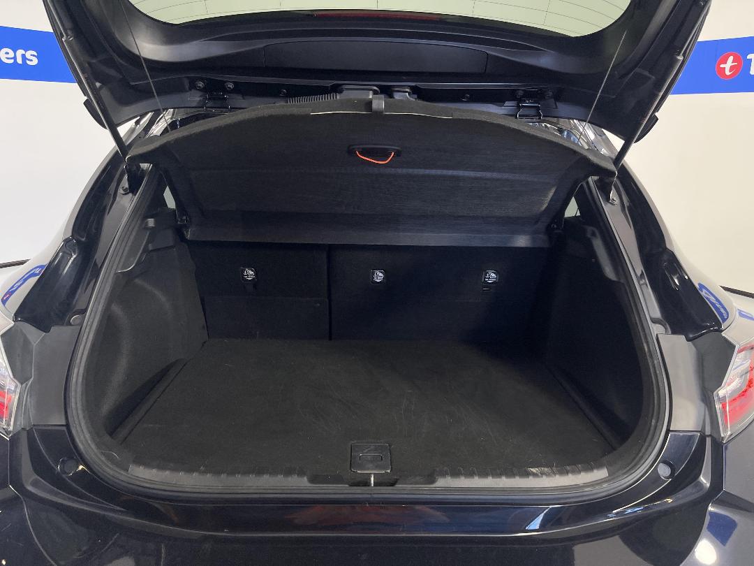 Photo '14' of Toyota Corolla