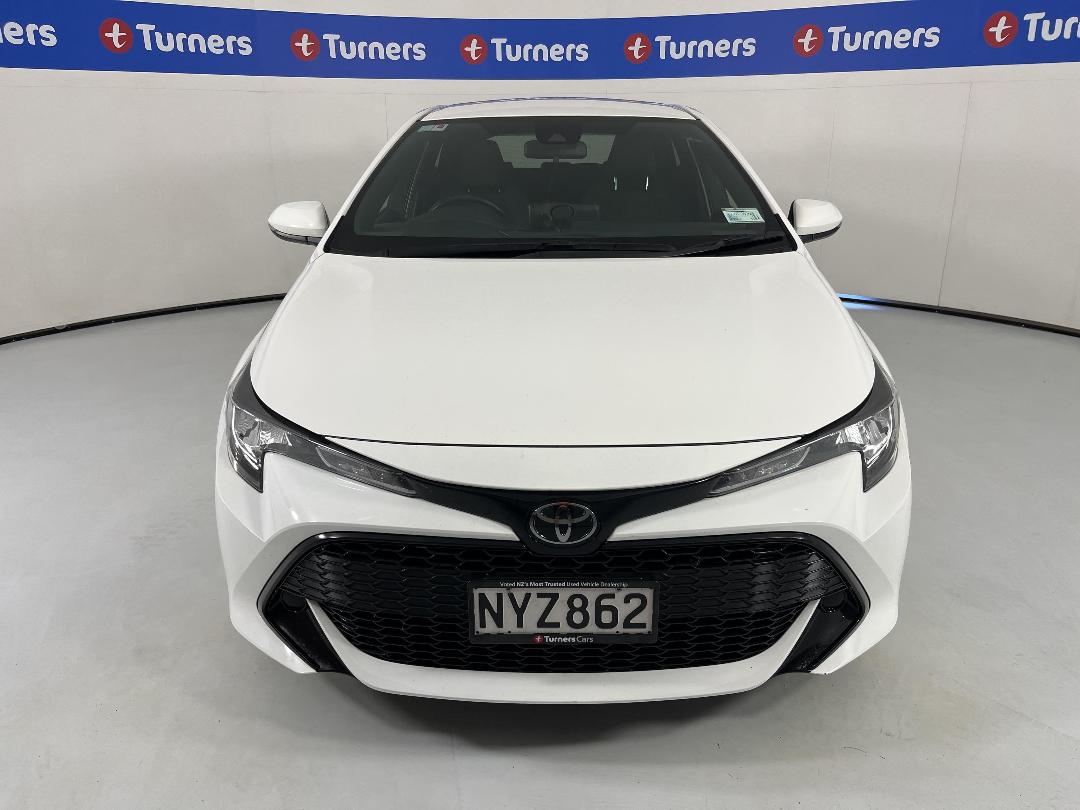 Photo '2' of Toyota Corolla