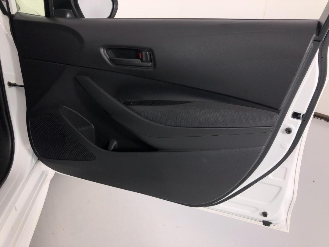 Photo '15' of Toyota Corolla Photo '15' of Toyota Corolla