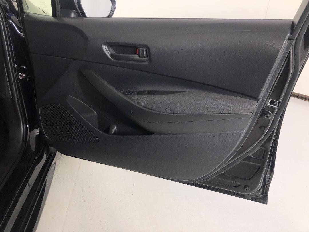 Photo '15' of Toyota Corolla Photo '15' of Toyota Corolla