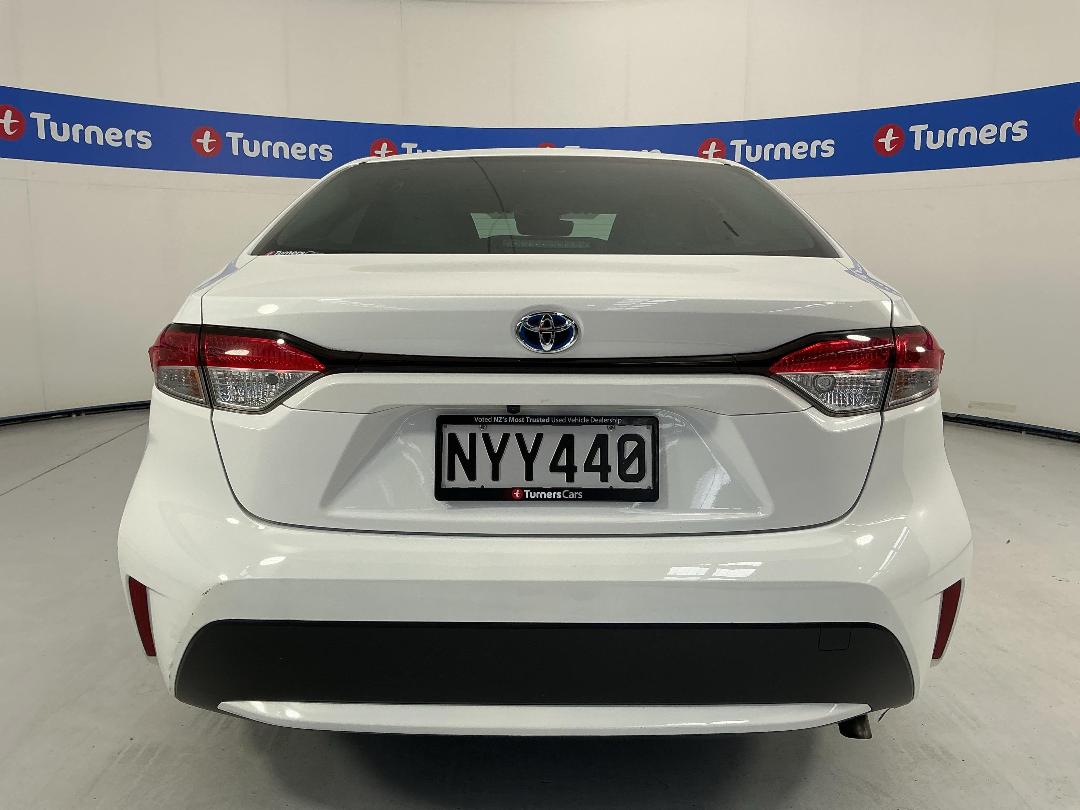 Photo '6' of Toyota Corolla