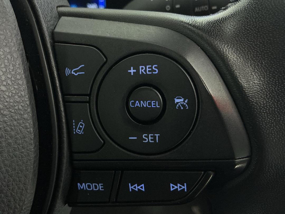 Photo '24' of Toyota Corolla