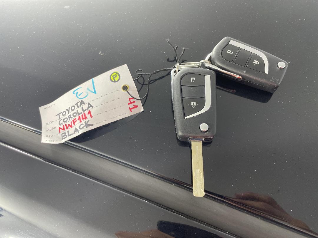 Photo '22' of Toyota Corolla Photo '22' of Toyota Corolla