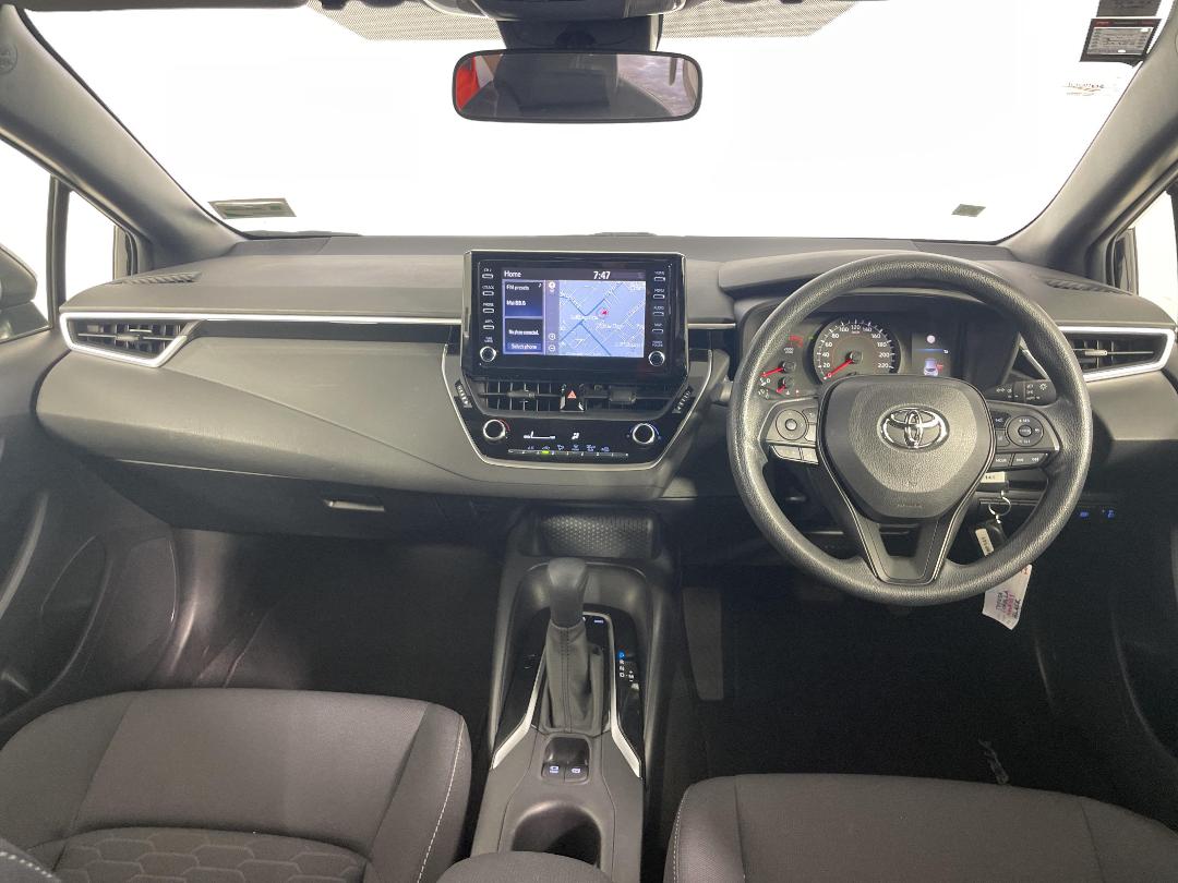 Photo '17' of Toyota Corolla Photo '17' of Toyota Corolla