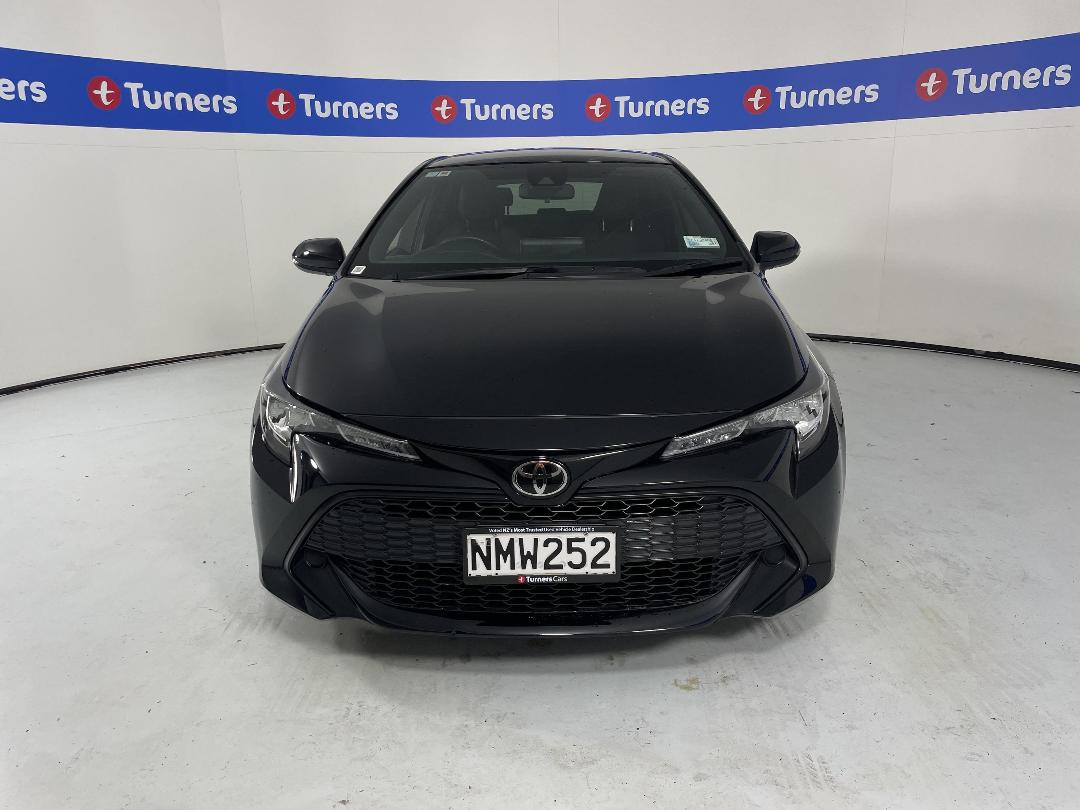 Photo '2' of Toyota Corolla