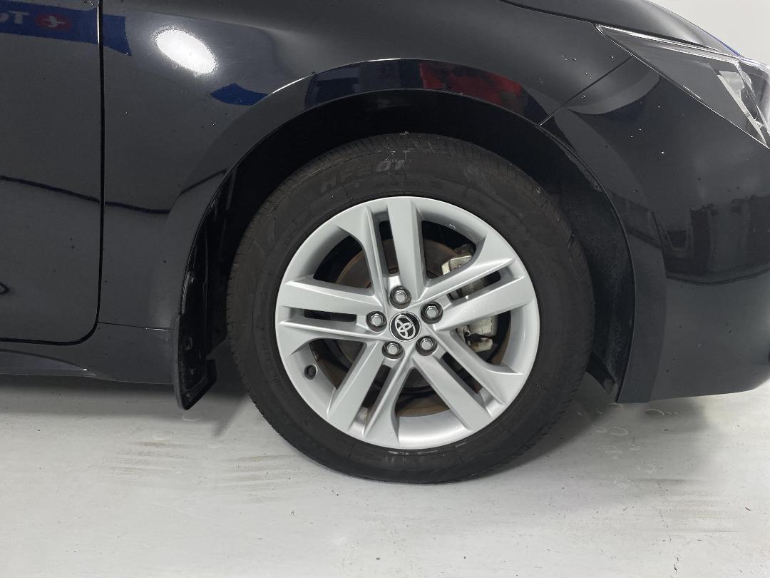 Photo '9' of Toyota Corolla