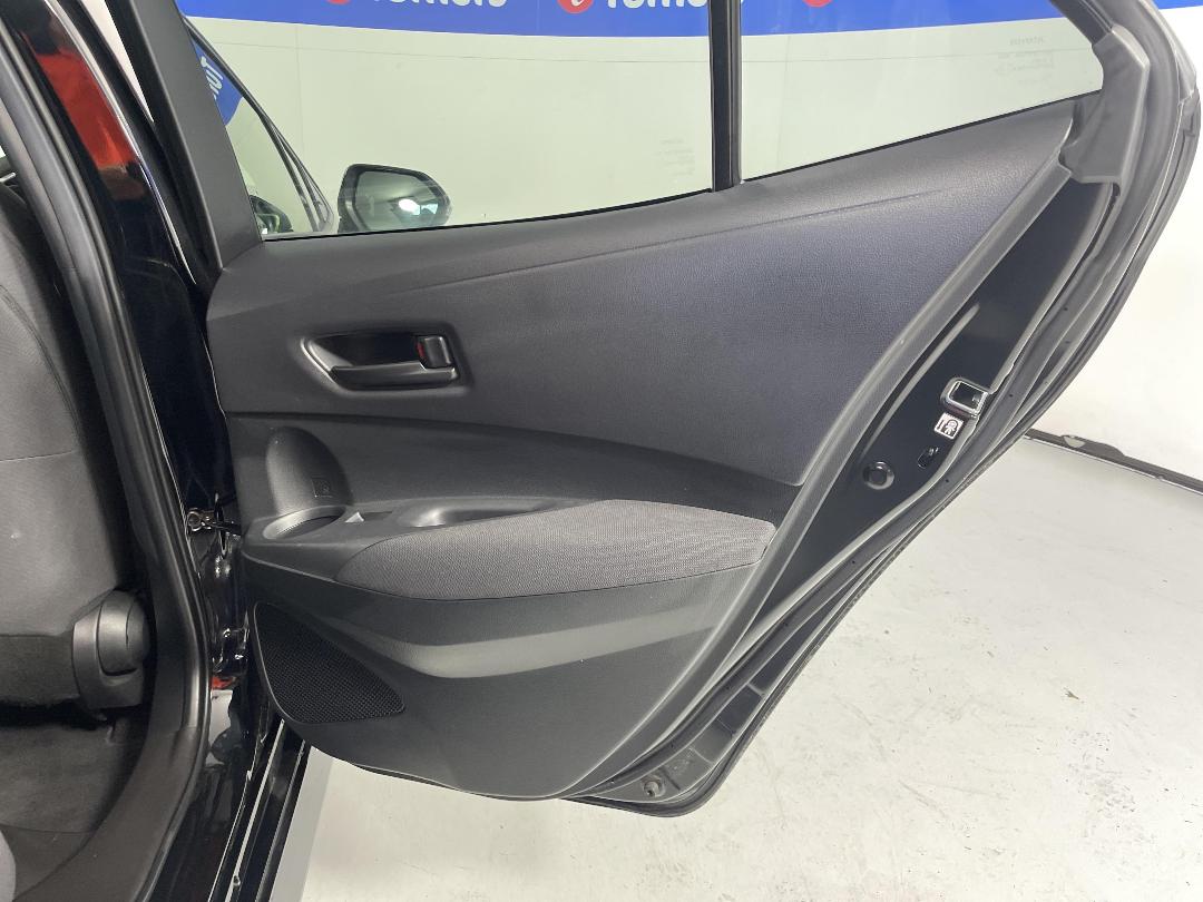 Photo '19' of Toyota Corolla