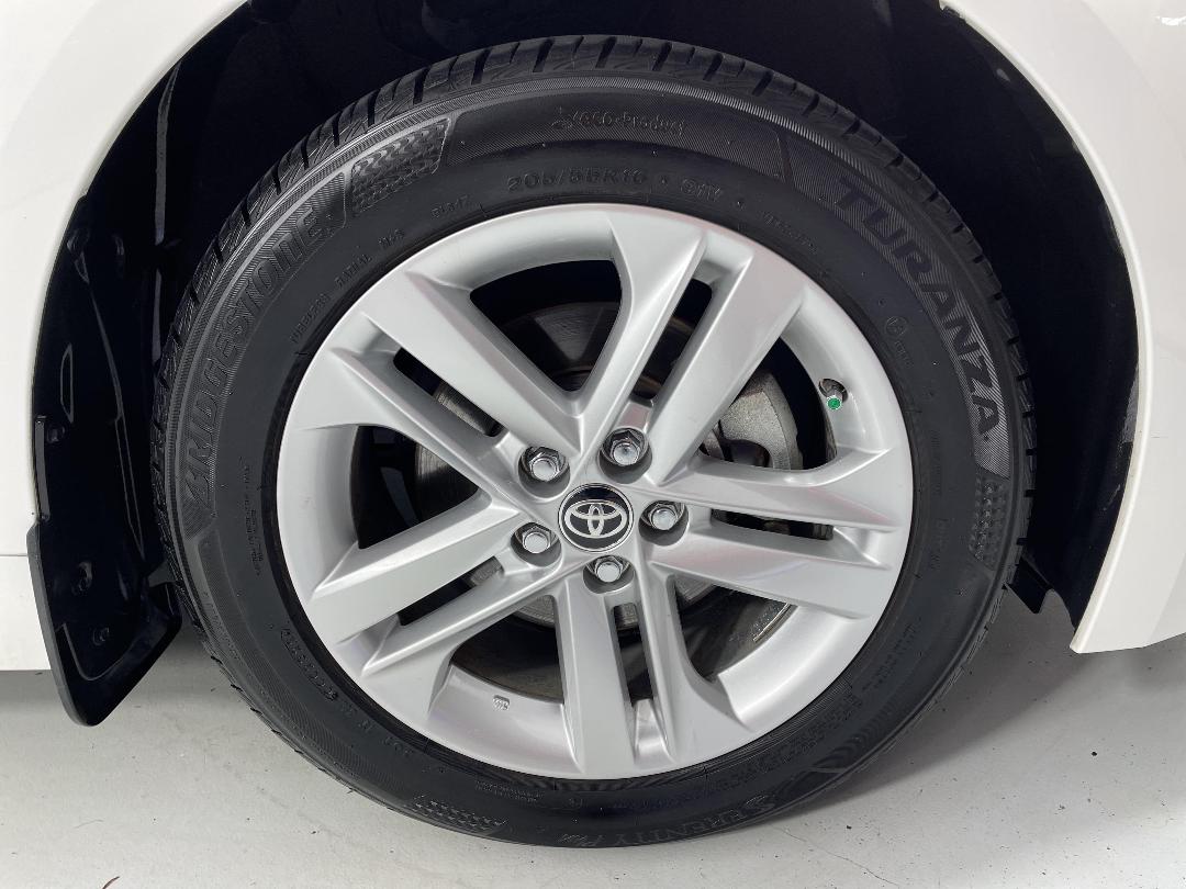 Photo '9' of Toyota Corolla Photo '9' of Toyota Corolla