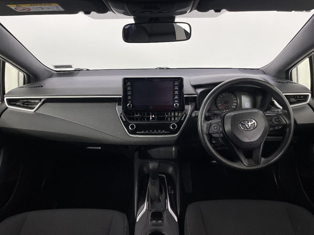 Photo '17' of Toyota Corolla Photo '17' of Toyota Corolla