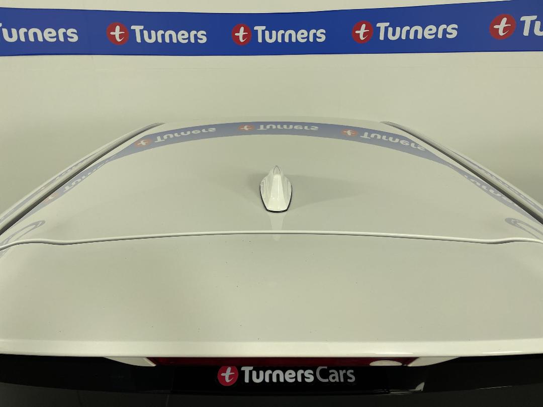 Photo '30' of Toyota Corolla Photo '30' of Toyota Corolla