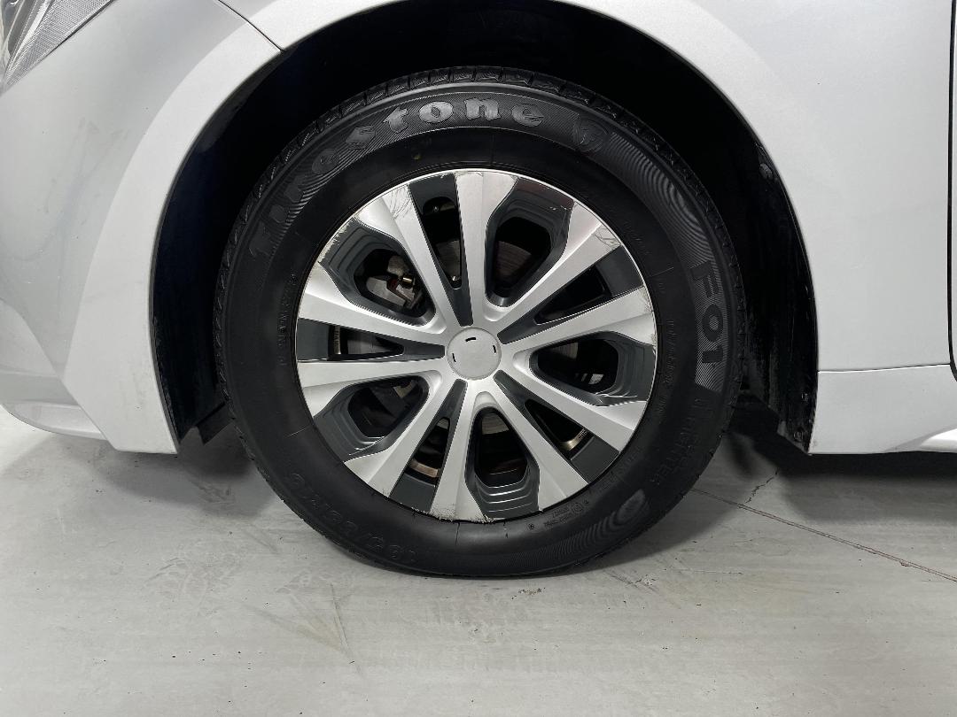 Photo '10' of Toyota Corolla