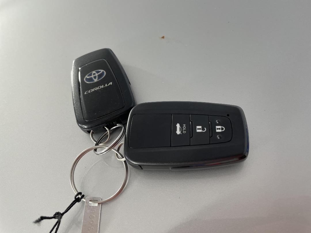 Photo '22' of Toyota Corolla