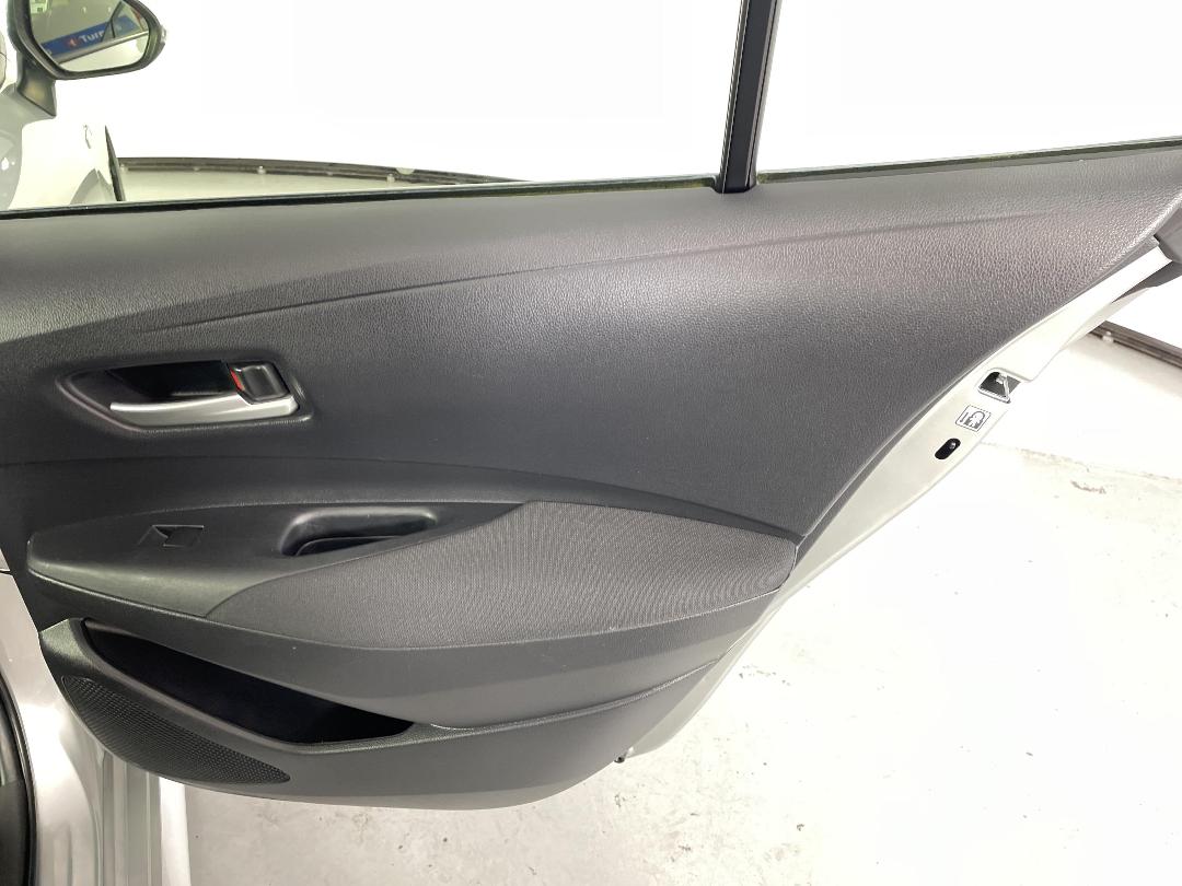 Photo '19' of Toyota Corolla