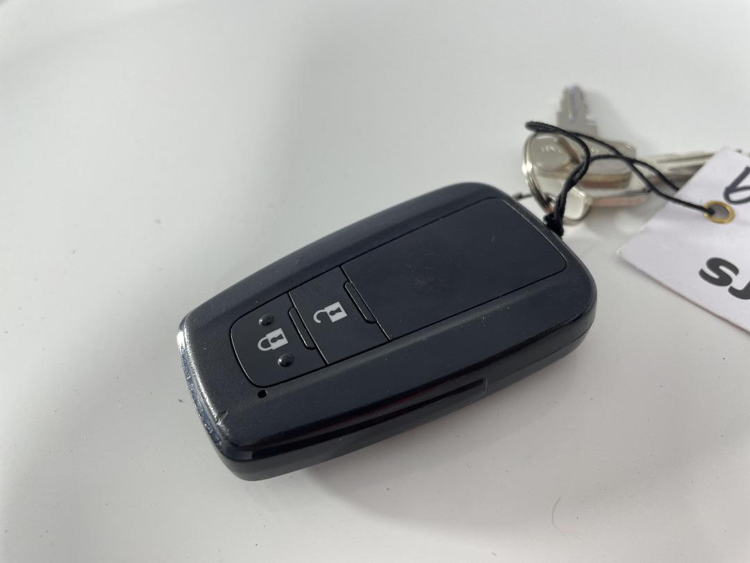 Photo '22' of Toyota Corolla Photo '22' of Toyota Corolla