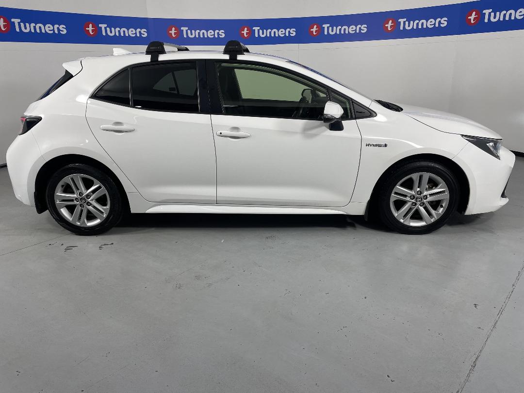 Photo '23' of Toyota Corolla Photo '23' of Toyota Corolla