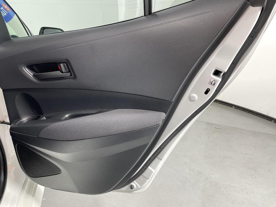 Photo '19' of Toyota Corolla Photo '19' of Toyota Corolla