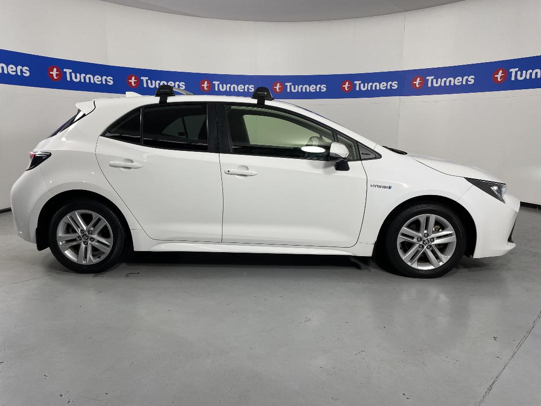 Photo '23' of Toyota Corolla Photo '23' of Toyota Corolla