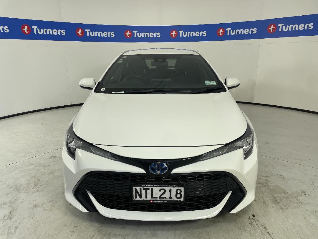 Photo '2' of Toyota Corolla