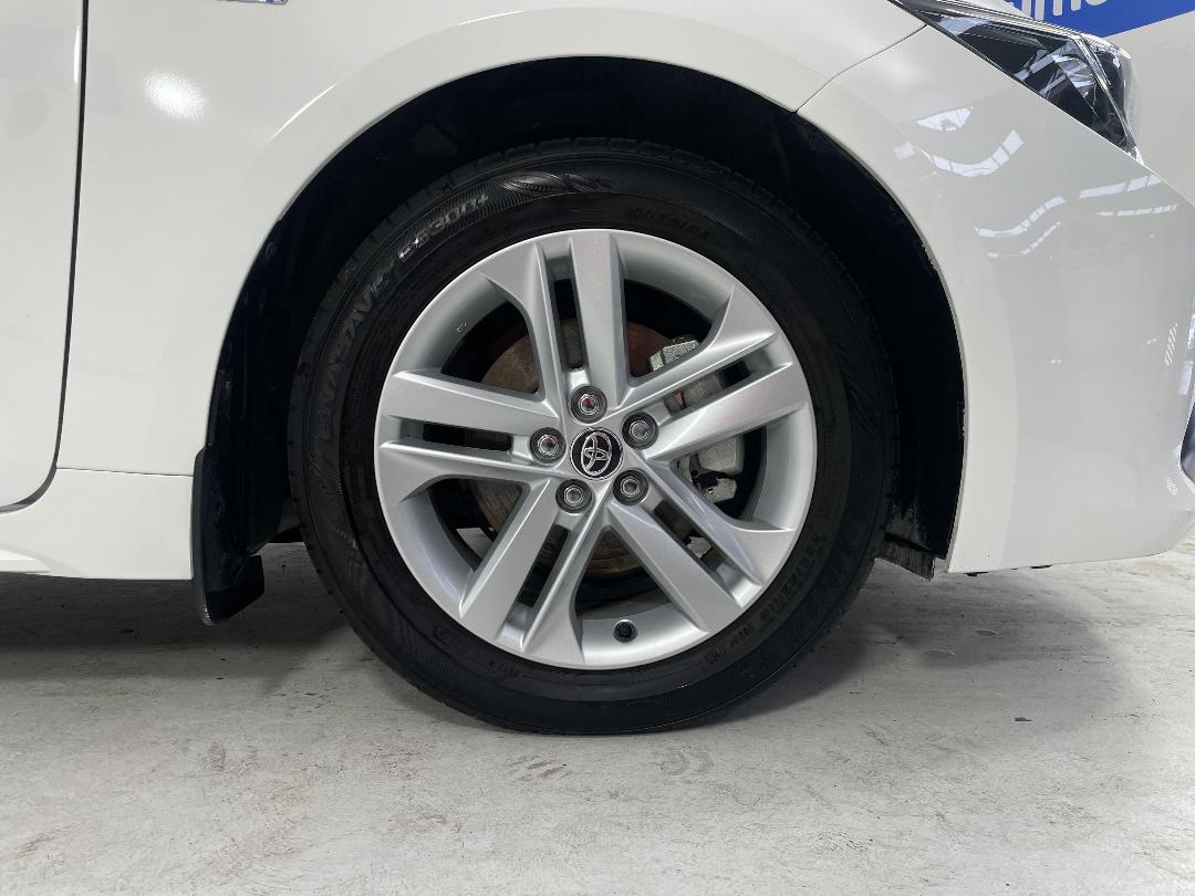 Photo '9' of Toyota Corolla