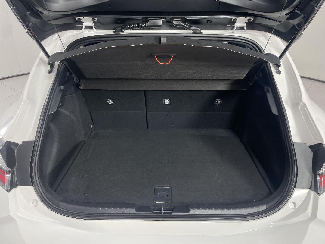 Photo '14' of Toyota Corolla