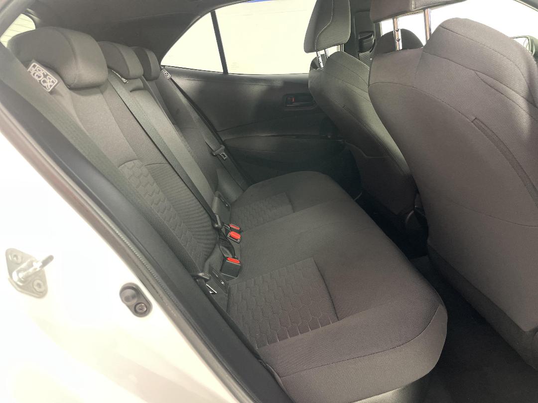 Photo '20' of Toyota Corolla