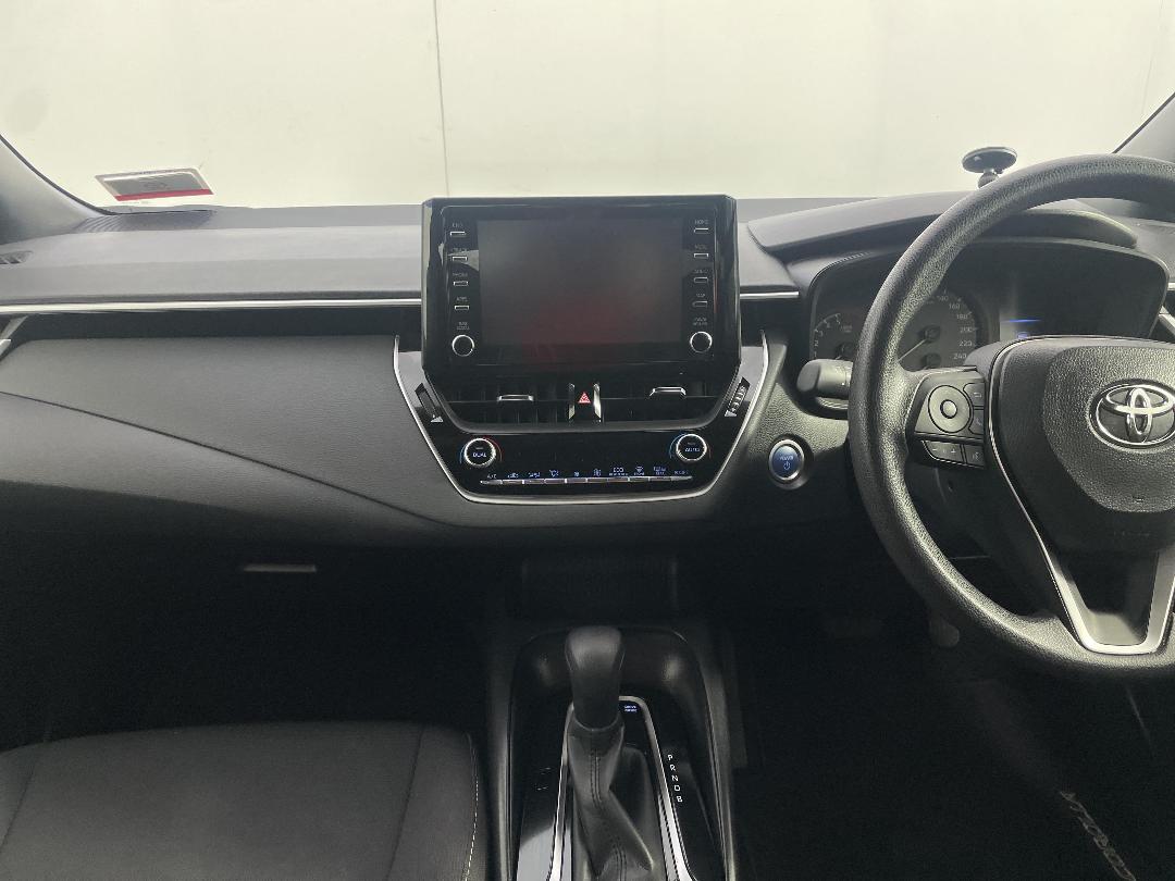 Photo '17' of Toyota Corolla