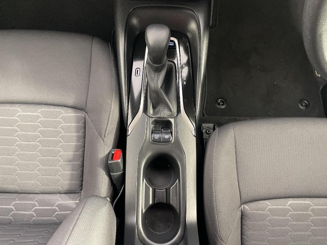 Photo '18' of Toyota Corolla