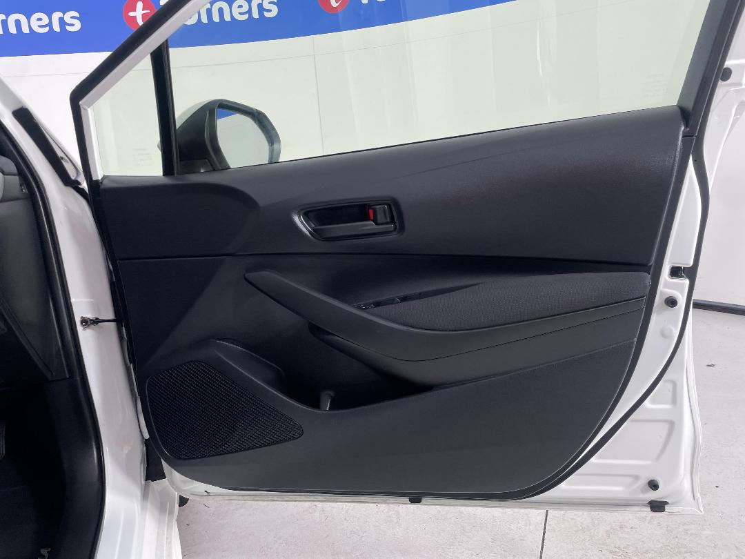 Photo '15' of Toyota Corolla