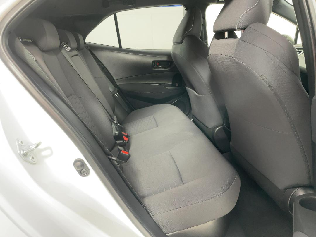 Photo '20' of Toyota Corolla