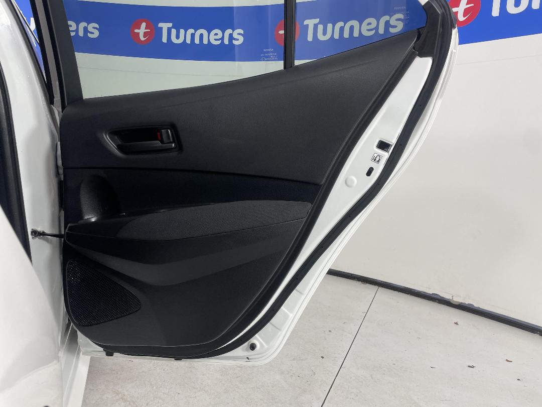 Photo '19' of Toyota Corolla