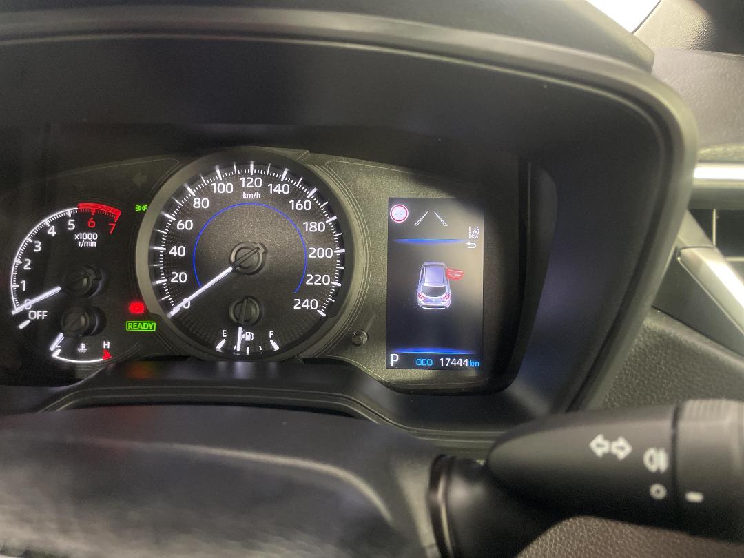 Photo '21' of Toyota Corolla