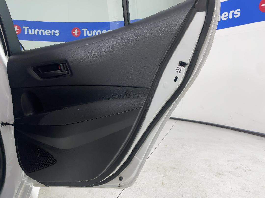 Photo '19' of Toyota Corolla