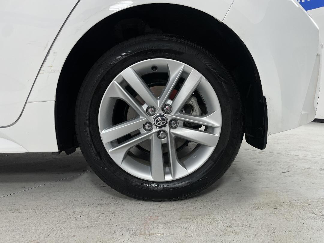 Photo '11' of Toyota Corolla