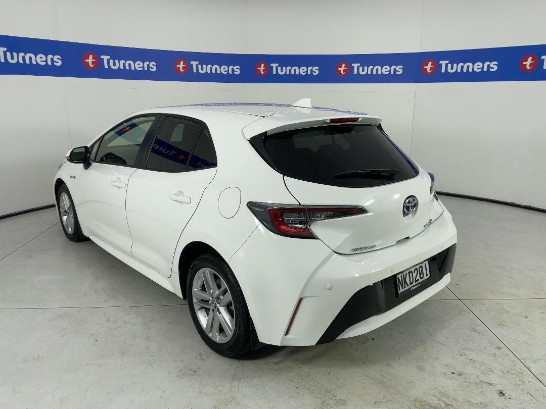 Photo '5' of Toyota Corolla Photo '5' of Toyota Corolla