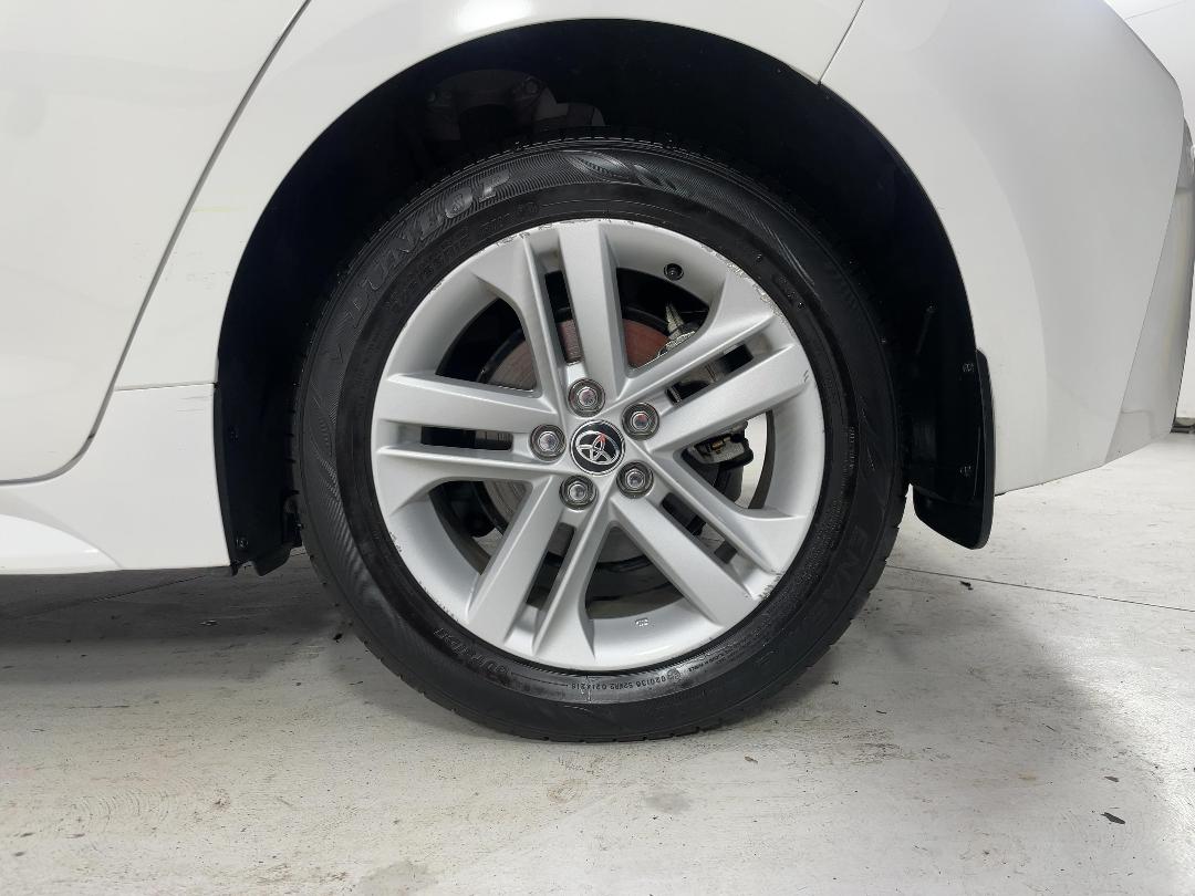 Photo '11' of Toyota Corolla