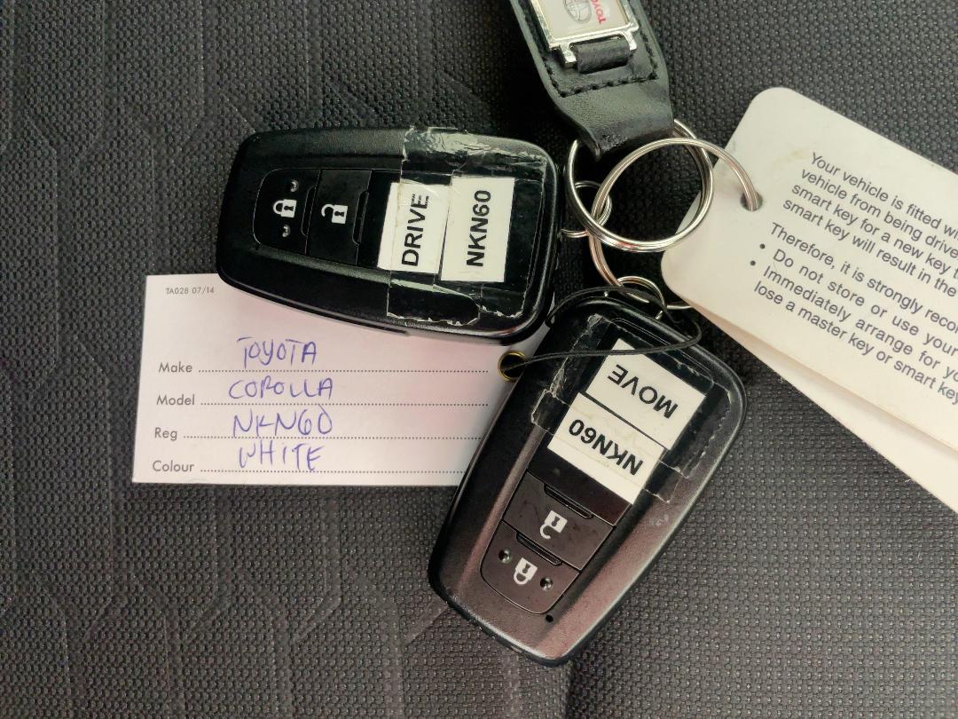 Photo '22' of Toyota Corolla