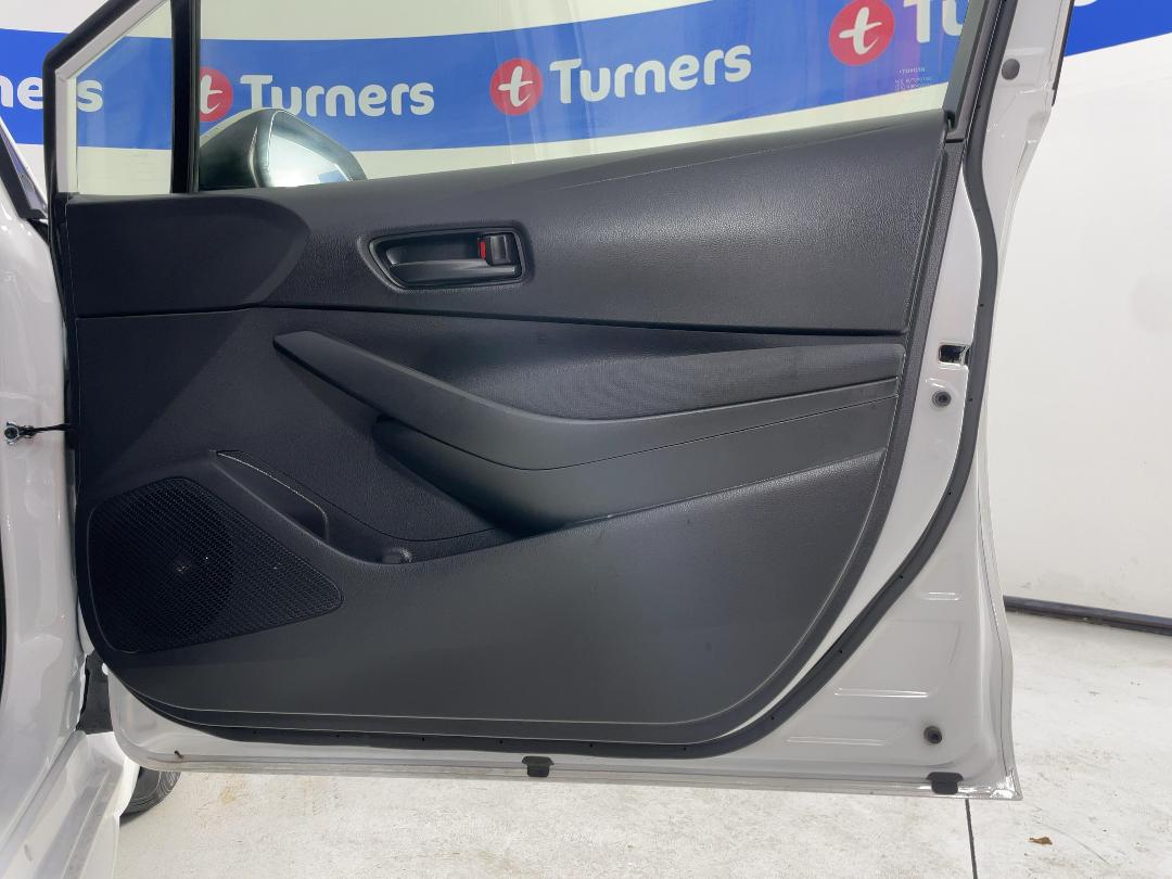 Photo '15' of Toyota Corolla