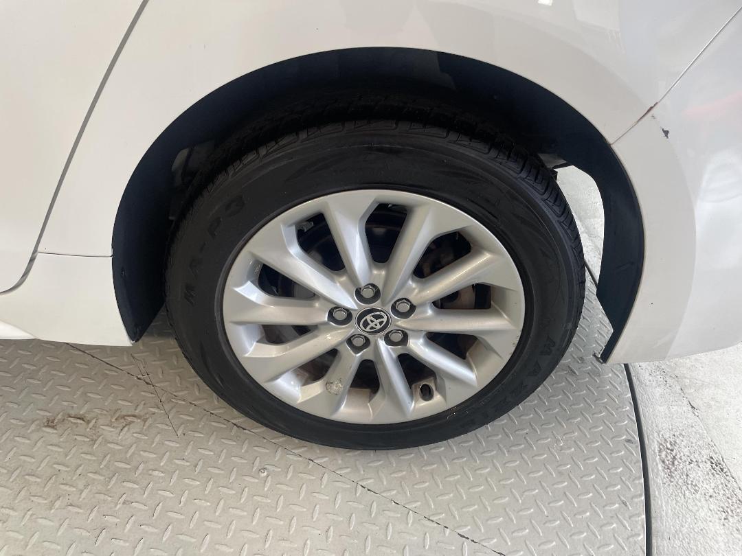 Photo '11' of Toyota Corolla