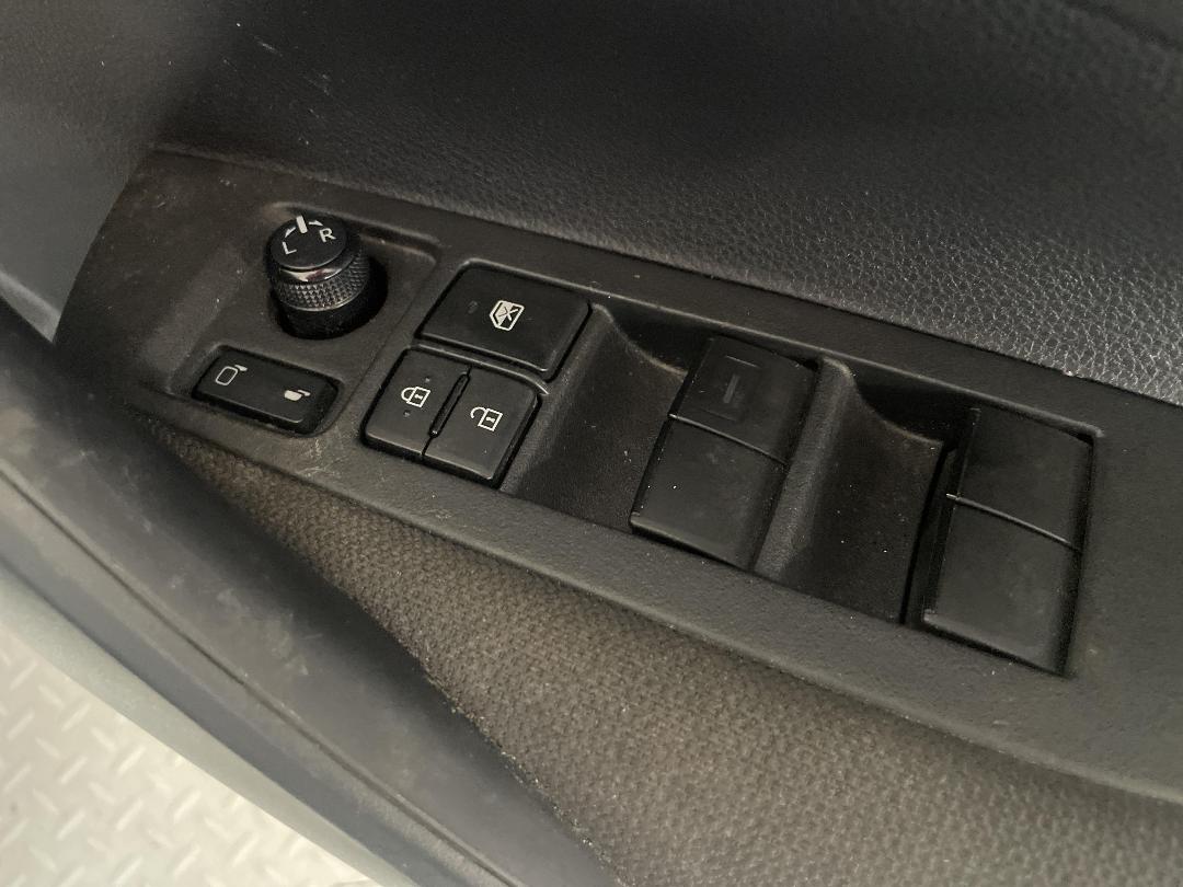 Photo '24' of Toyota Corolla