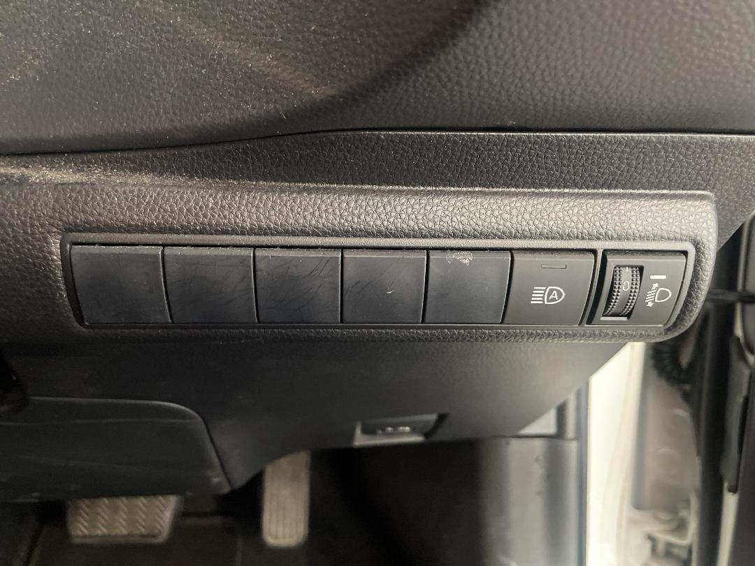 Photo '25' of Toyota Corolla