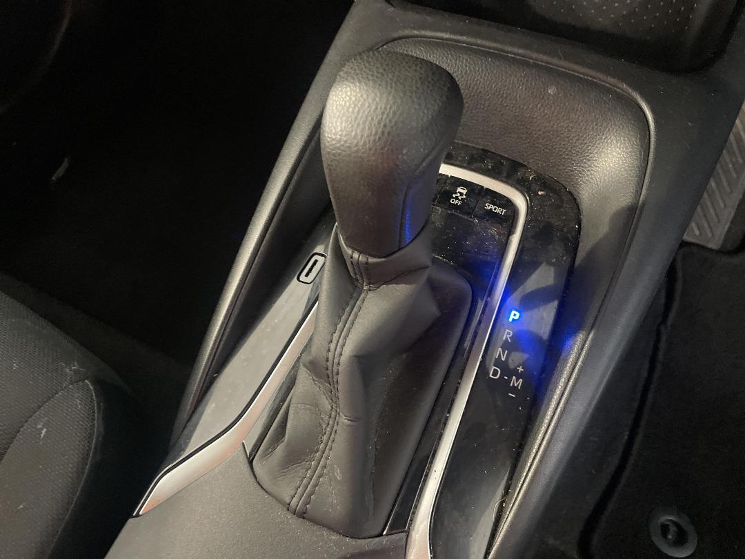 Photo '32' of Toyota Corolla