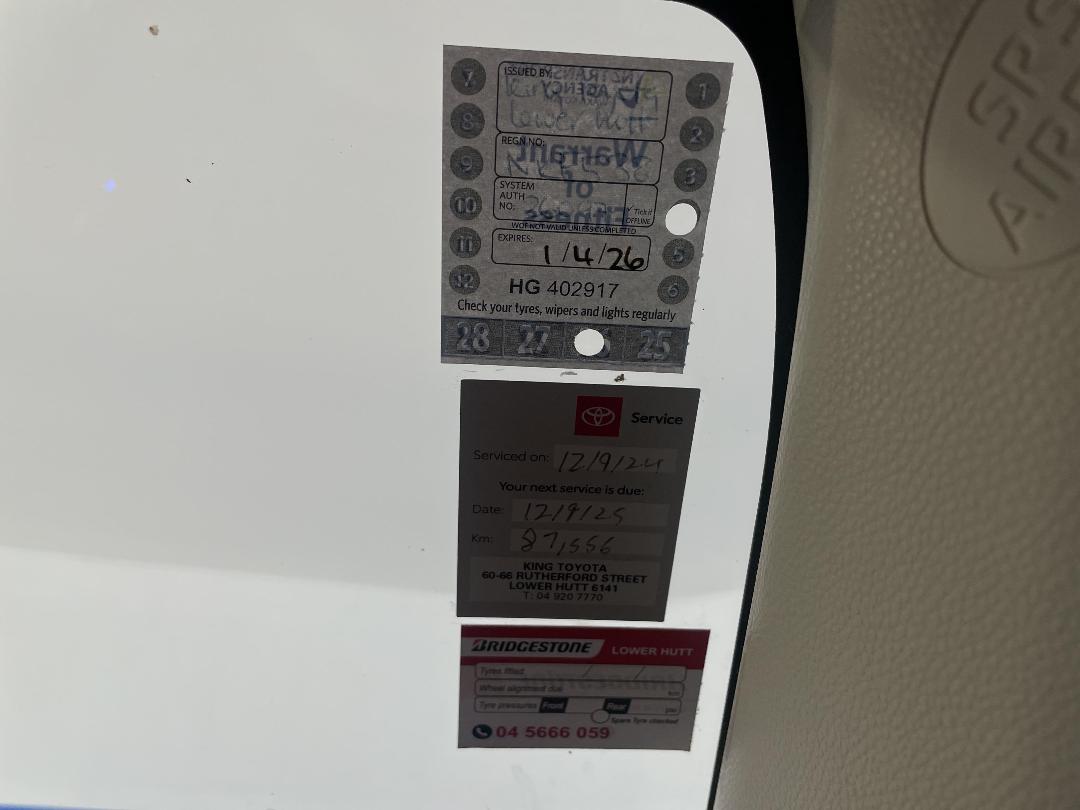 Photo '34' of Toyota Corolla