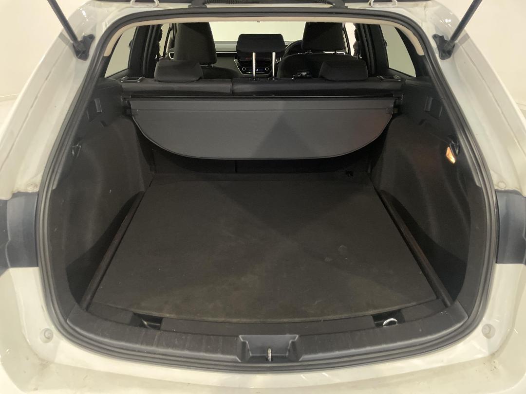 Photo '14' of Toyota Corolla