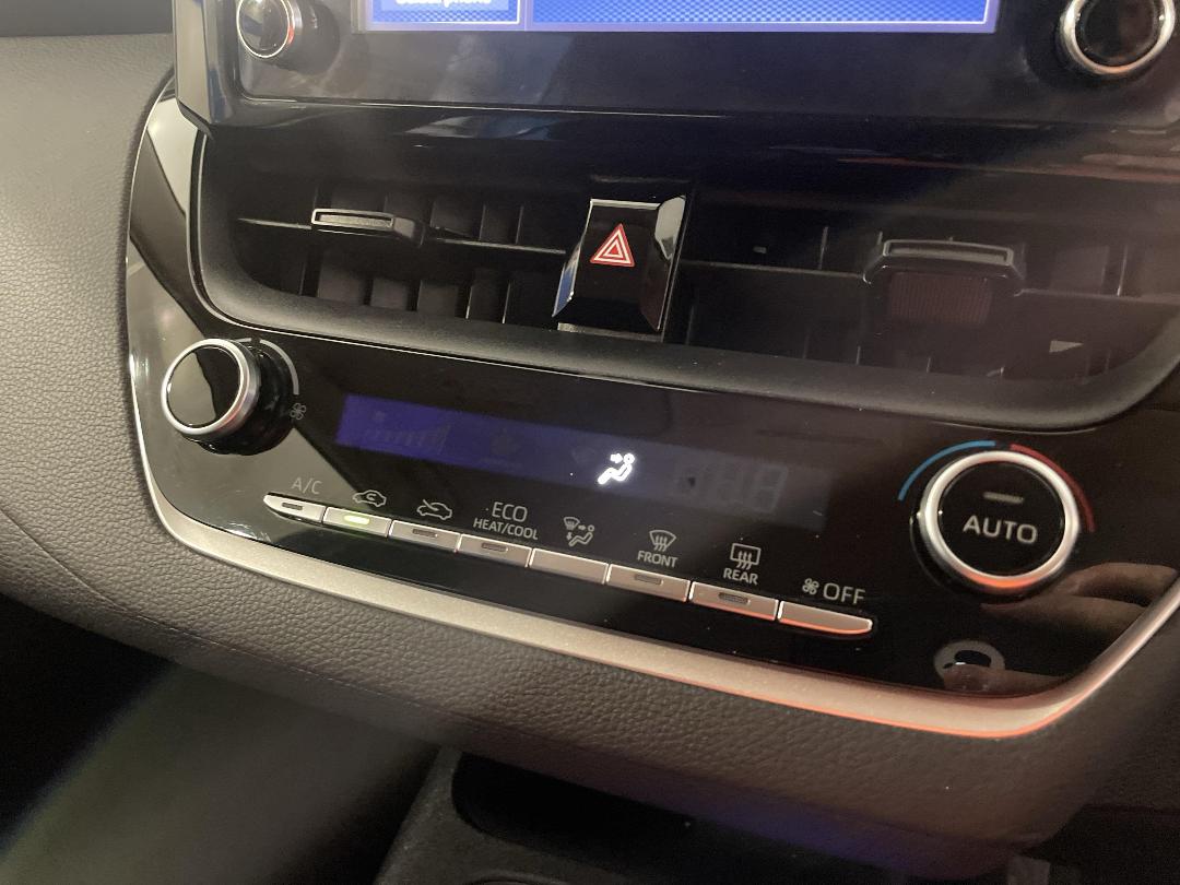 Photo '31' of Toyota Corolla