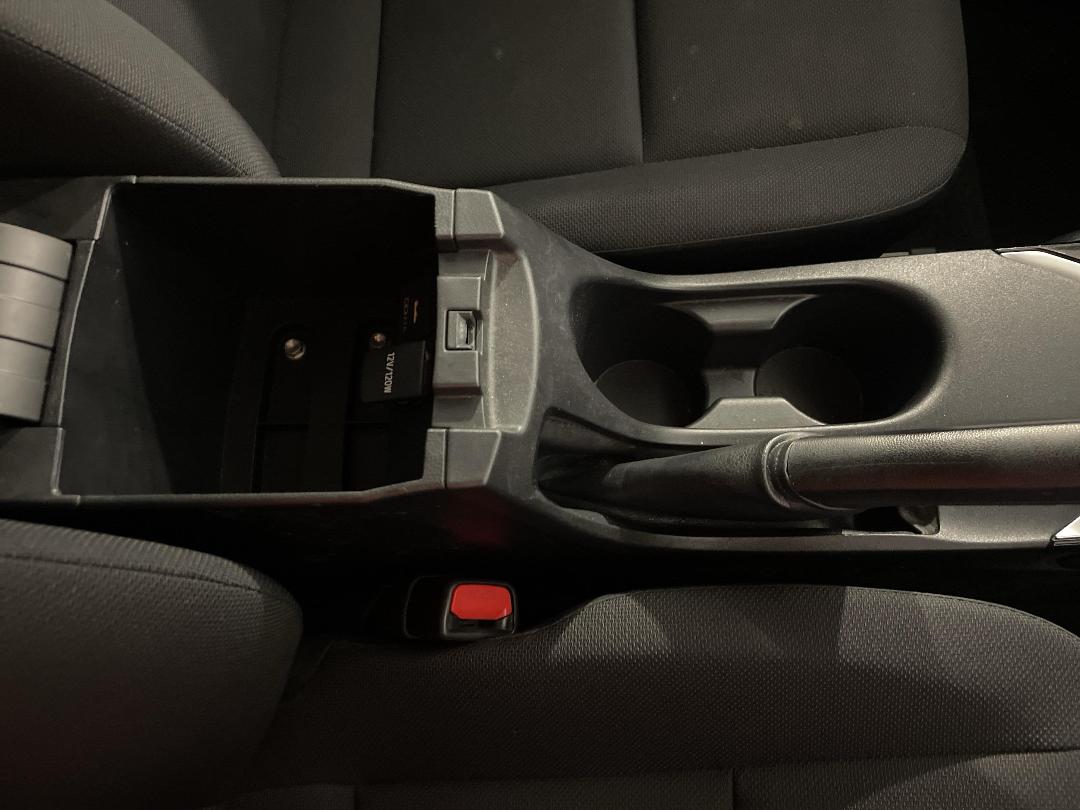 Photo '33' of Toyota Corolla