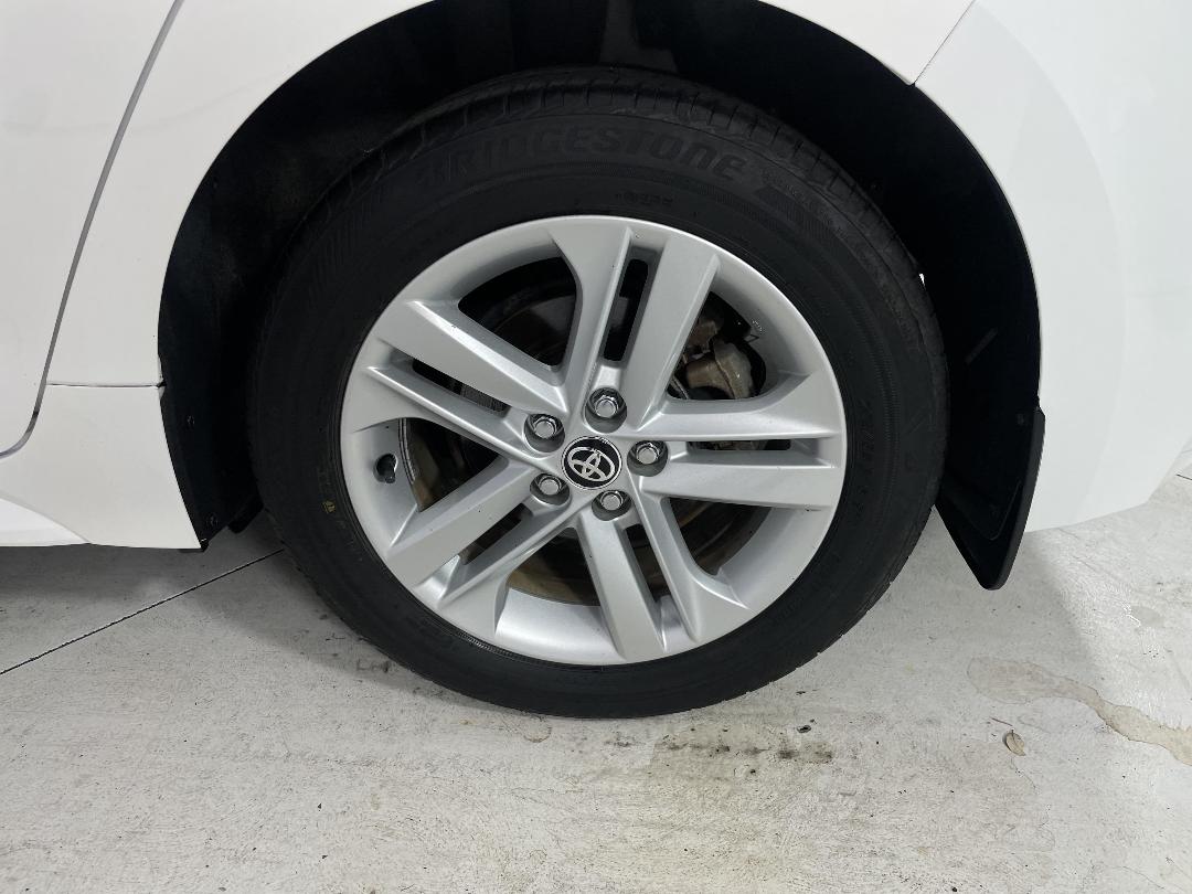 Photo '11' of Toyota Corolla