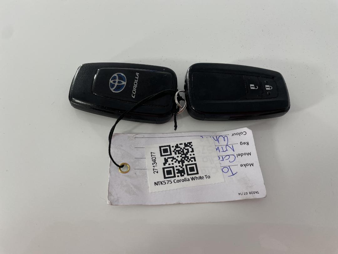 Photo '22' of Toyota Corolla